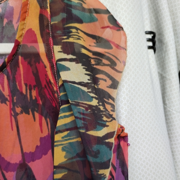 Colorful Blouse Medium - Picture 3 of 5